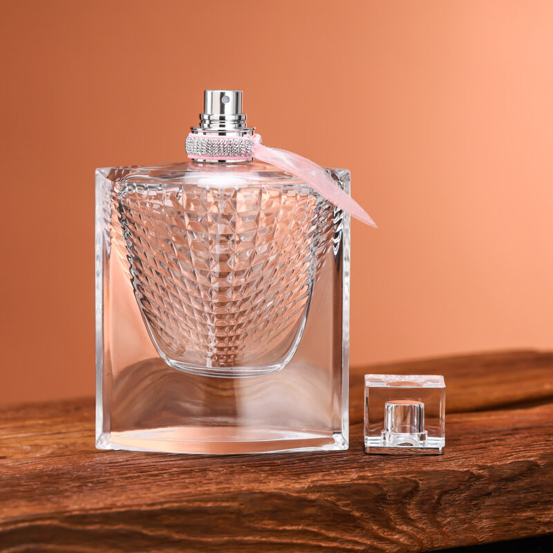 RX013-HYD1093,Luxury 75ml Square Glass Perfume Bottle with Diamond Texture & Acrylic Cap
