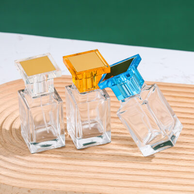RX010,15mm Neck Diameter,50ml Luxury Square Glass Perfume Bottle with Colorful Acrylic Cap