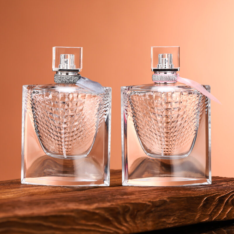 RX013-HYD1093 luxury 75ml glass perfume bottle with diamond faceted inner core and clear acrylic cap