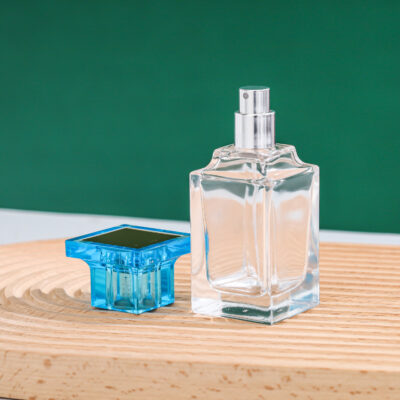 RX010,15mm Neck Diameter,50ml Luxury Square Glass Perfume Bottle with Colorful Acrylic Cap