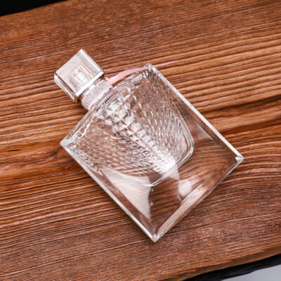 RX013-HYD1093,Luxury 75ml Square Glass Perfume Bottle with Diamond Texture & Acrylic Cap