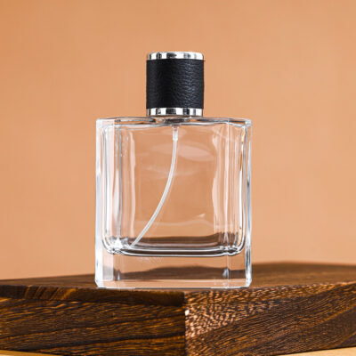 RX017-XB179 Luxury 100ml Square Glass Perfume Bottle with Embossed Leather Cap