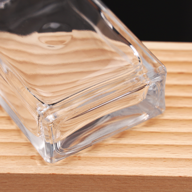 RX022-HYD802 Classic 100ml Vertical Rectangular Glass Perfume Bottle