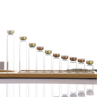 Pharmaceutical glass vial with butyl rubber stopper and flip-off aluminum-plastic cap