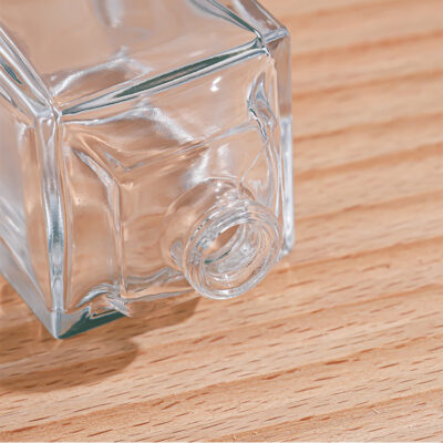 RX010,15mm Neck Diameter,50ml Luxury Square Glass Perfume Bottle with Colorful Acrylic Cap