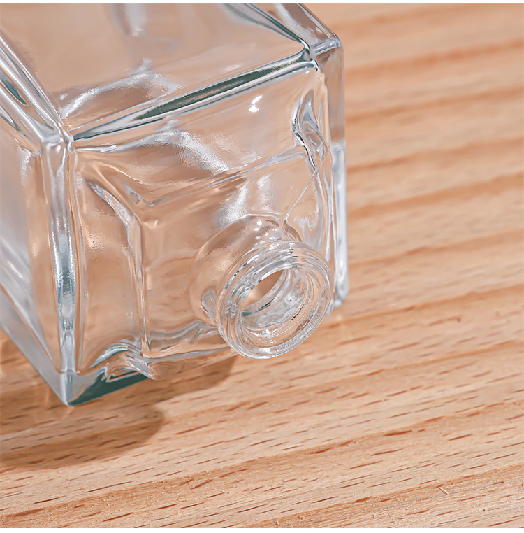 RX010,15mm Neck Diameter,50ml Luxury Square Glass Perfume Bottle with Colorful Acrylic Cap
