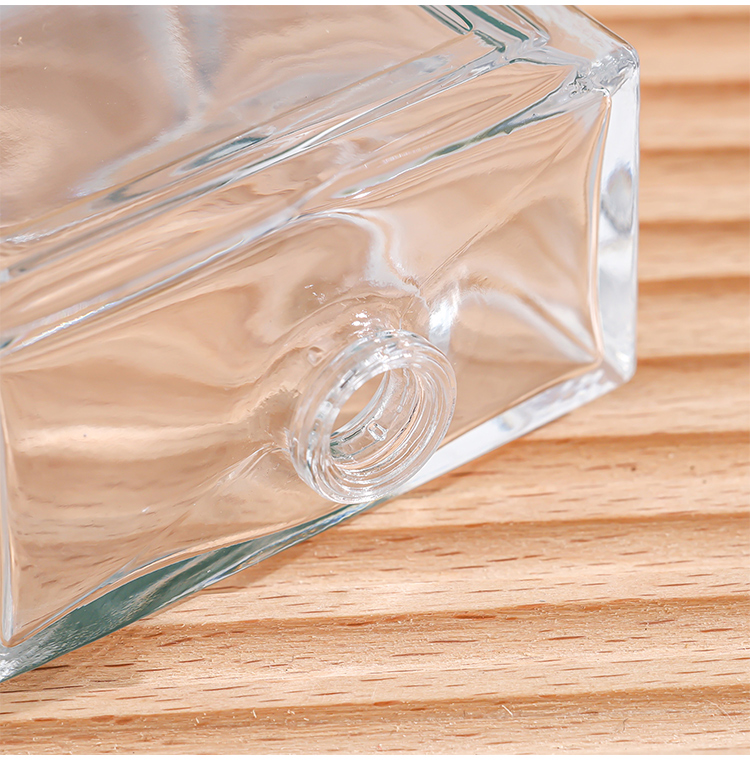 RX014- HYD1255 Minimalist 100ml Rectangular Glass Perfume Bottle - Crimp Finish