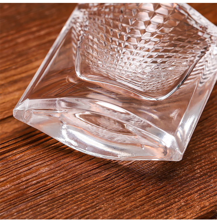 RX013-HYD1093,Luxury 75ml Square Glass Perfume Bottle with Diamond Texture & Acrylic Cap
