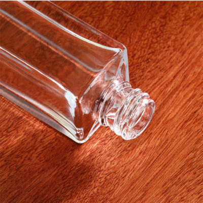 RX006,Bamboo-Capped Glass Perfume Bottles,