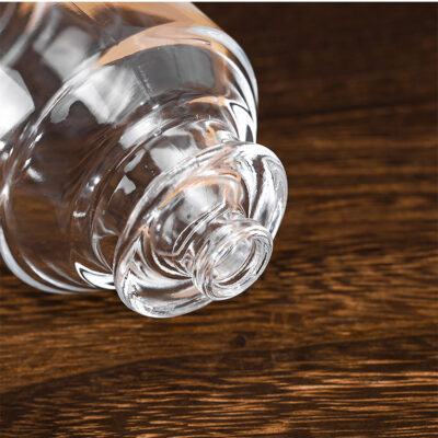 RX019-XB225 100ml Round Glass Perfume Bottle with Natural Wooden Ball Cap