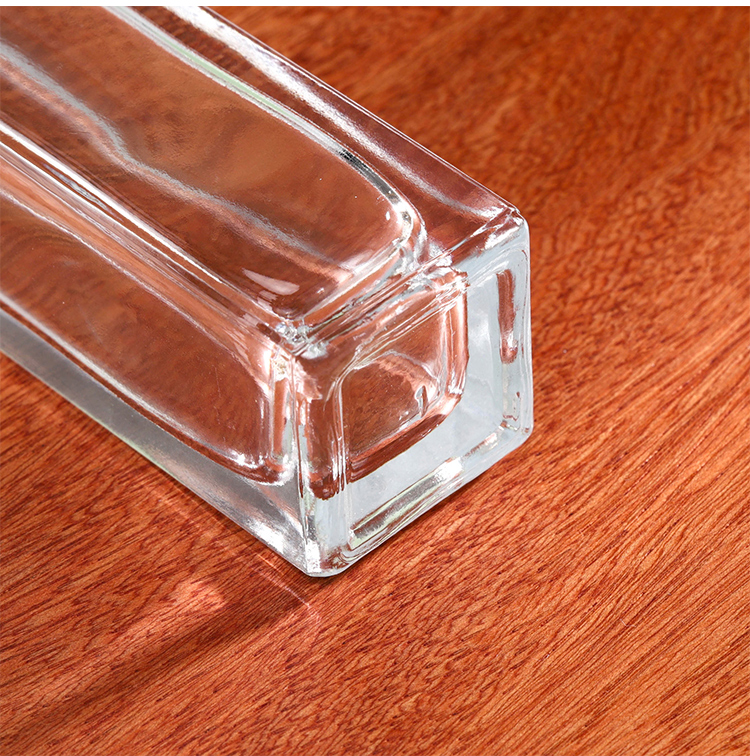 RX006,Bamboo-Capped Glass Perfume Bottles,